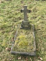 Child    Mary Walmsleys grave ©FNRC